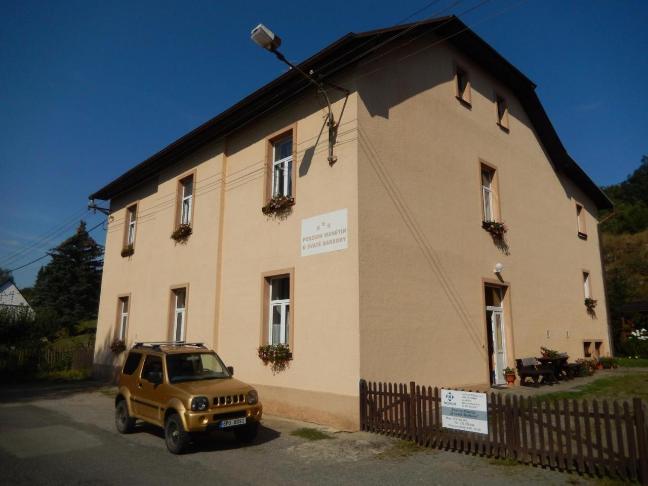 Penzion Manetin U Sv. Barbory Hotel Bagian luar foto