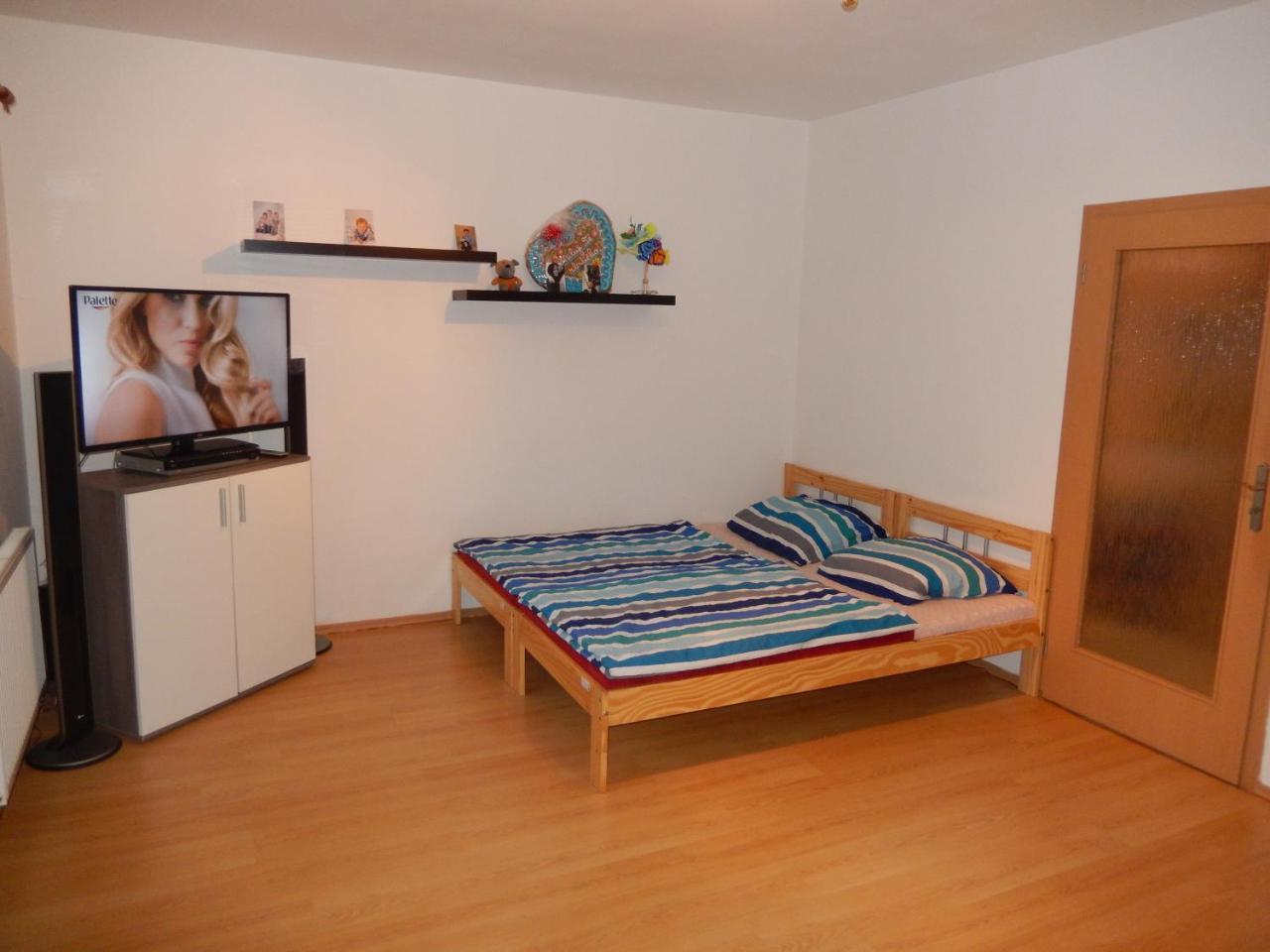 Penzion Manetin U Sv. Barbory Hotel Bagian luar foto