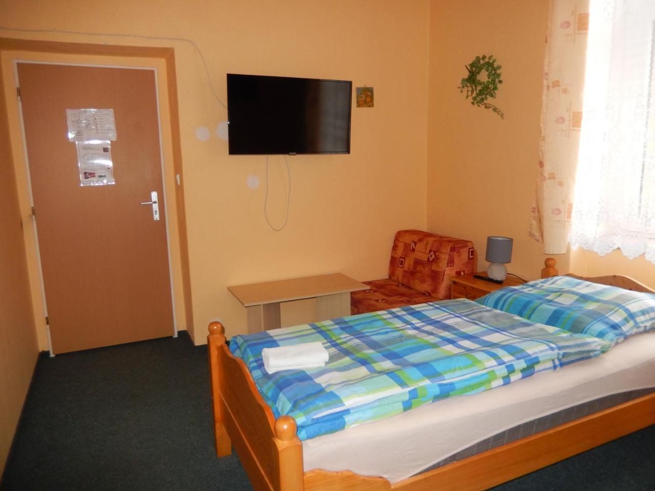 Penzion Manetin U Sv. Barbory Hotel Bagian luar foto